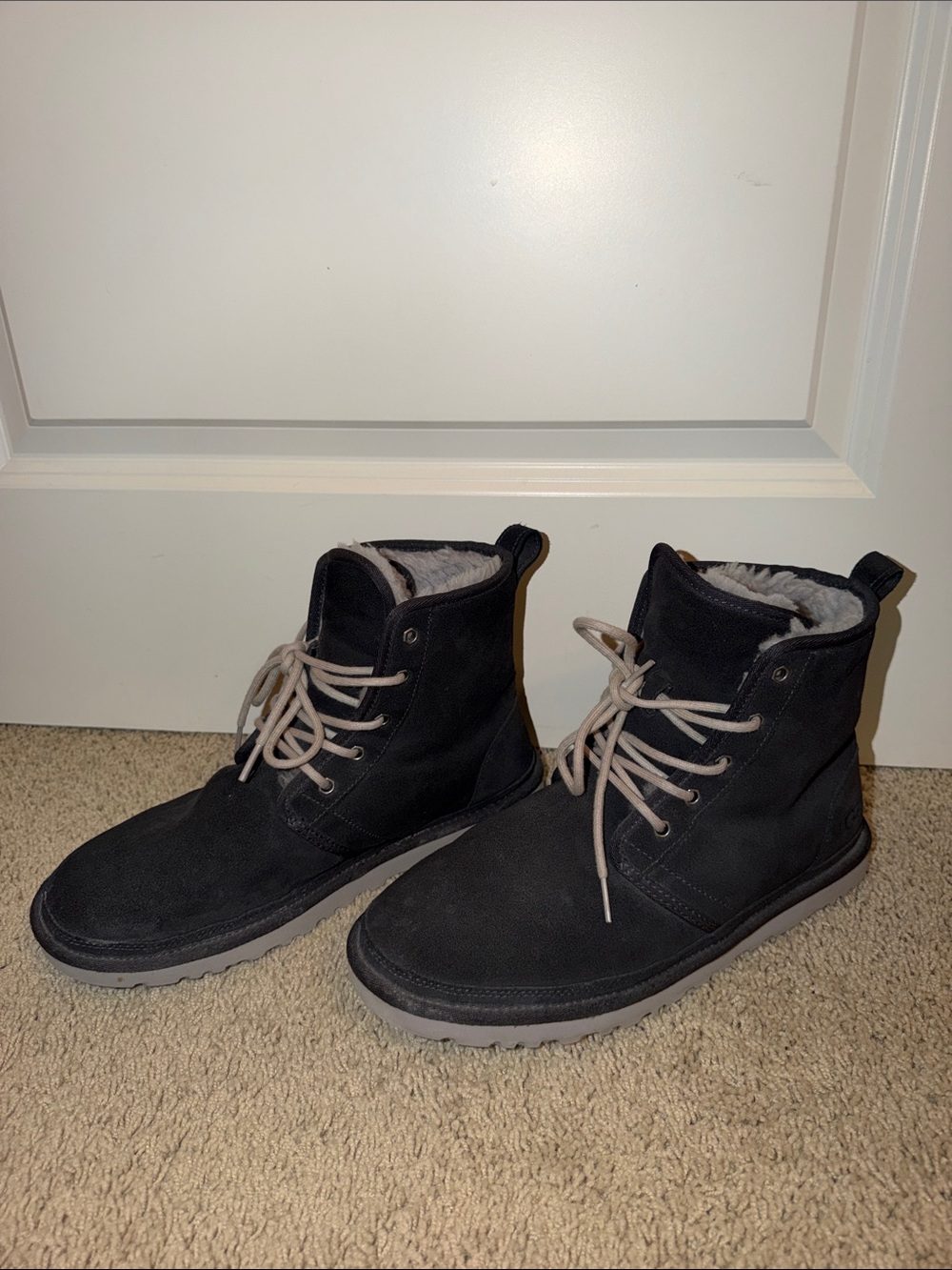 UGGs Mens 11 Navy Blue Suede Boots